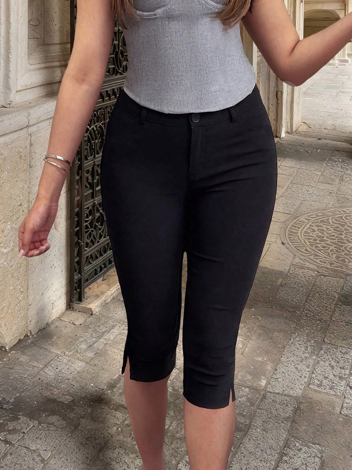 Apperloth A Apperloth Women's Thin Elegant White Elastic Split Hem Leggings, Skinny Fit Slim Capri Pants With Zipper, Casual Everyday & Date Wear Summer, Chic & Elegant