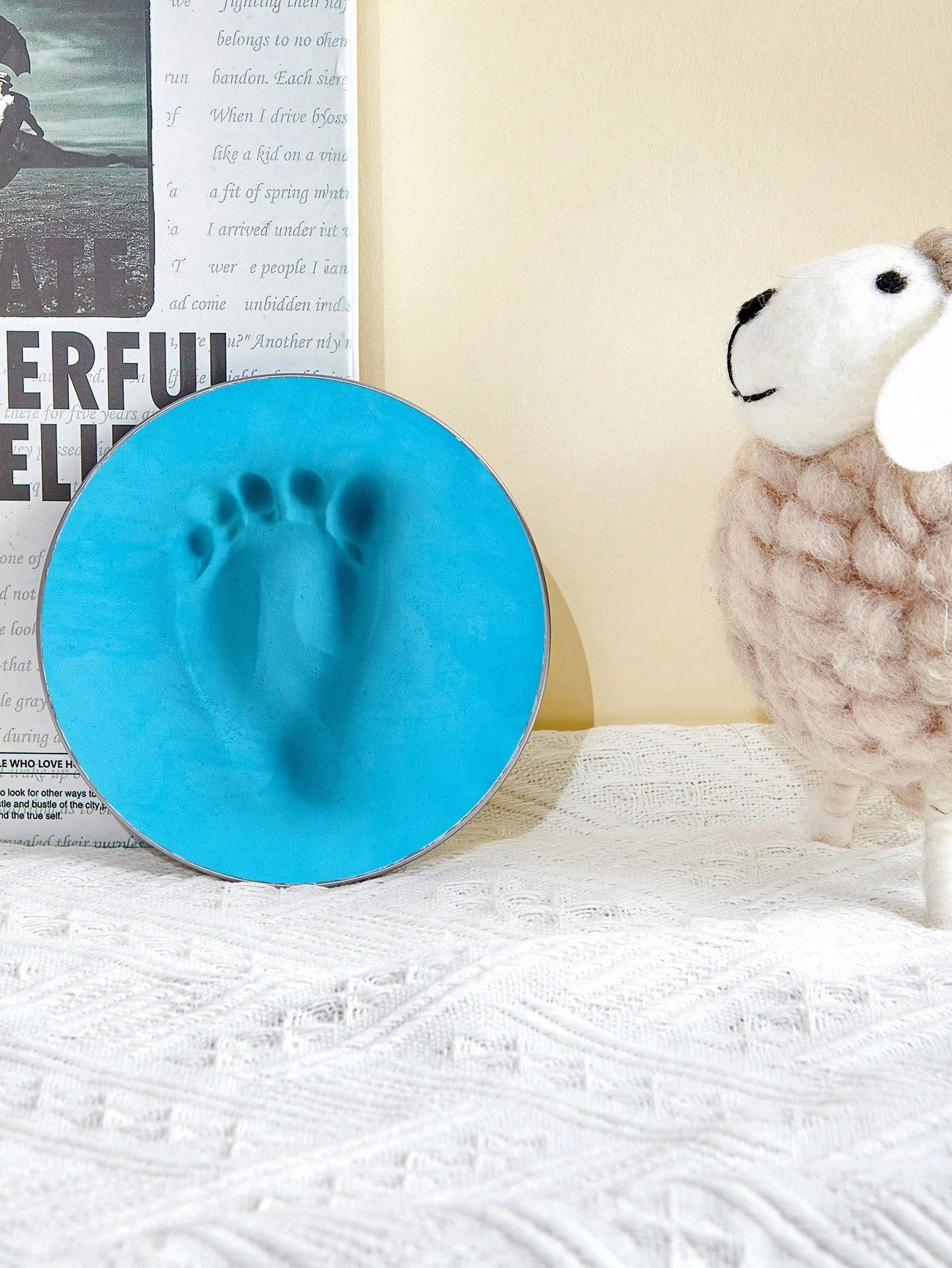 Baby 100 Days/1st Birthday Gift Newborn Growth Keepsake Clay For Making Baby Handprints And Footprints (Ribbon Not Included) S Size Mold Diameter 9cm M Size Mold Diameter 12cm (Random Mold Shape)