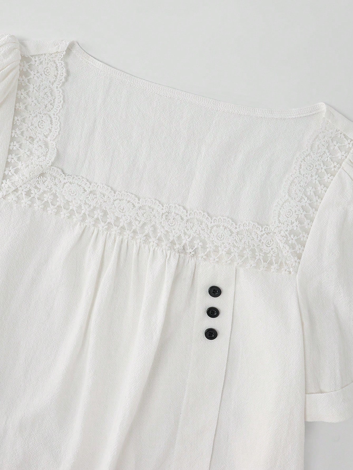 Balvessa White Square Neck Lace Patchwork Women's Casual Shirt