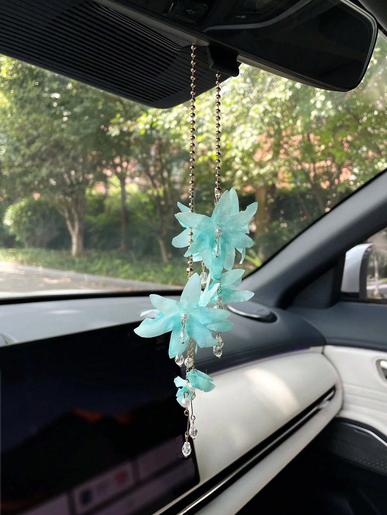 Blue Tassel Flower Car Rearview Mirror Hanging Ornament, Creative Car Interior Decoration Pendant