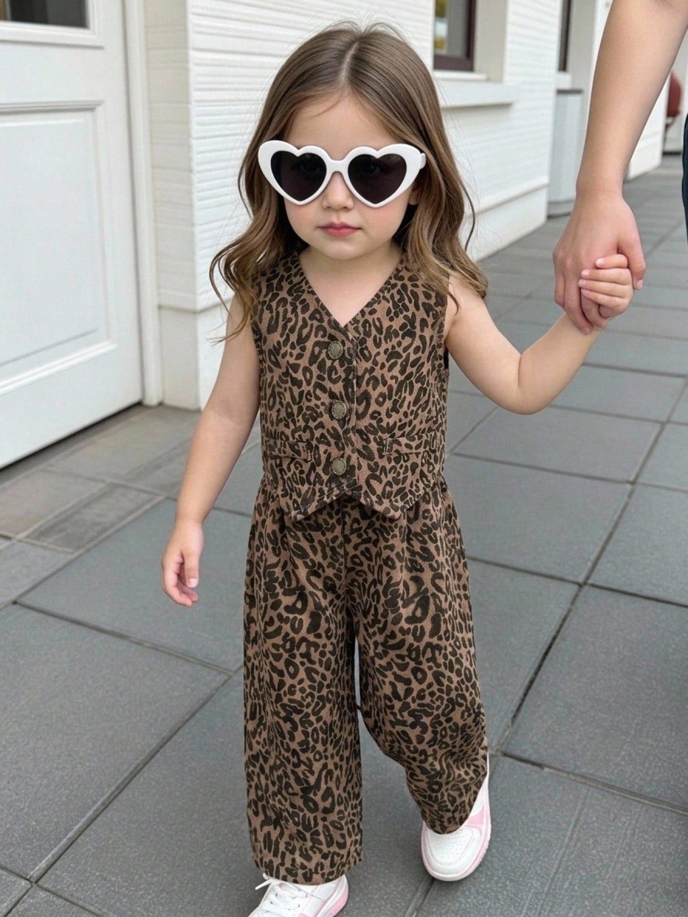 Bubblio 2pcs/Set Baby Girls Y2k Stylish Cotton Brown Leopard Denim Suspender Top & Elastic Waist Jeans,Fall/Winter,Baby Back-To-School Outfits,Toddler Set