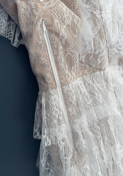 By Malina Sky V- Frill Mini Lace-klänning NWT