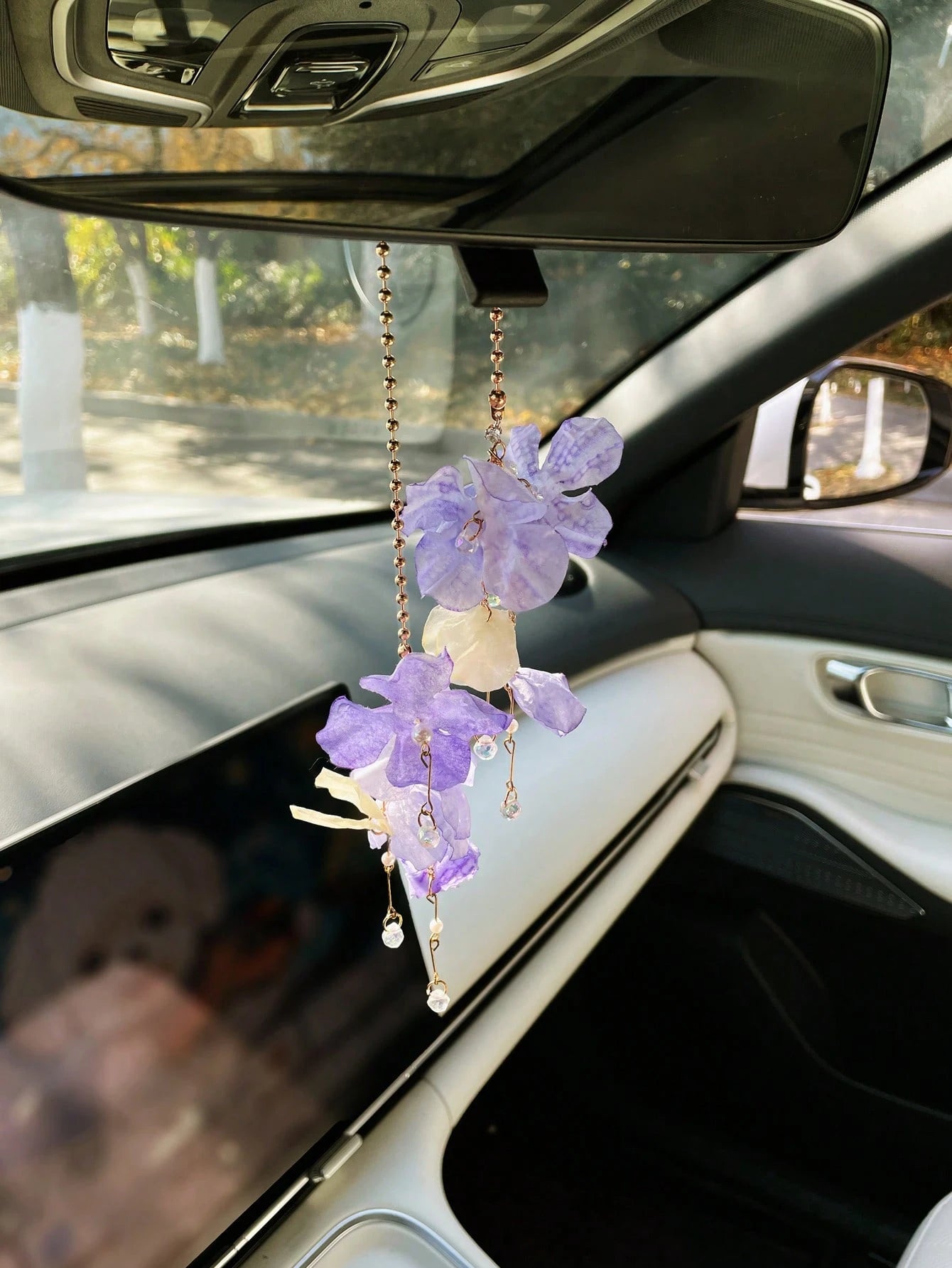 Car Hanging Ornament, Creative Car Rearview Mirror Pendant Decoration, Car Interior Flower Tassel Hanging Accessory