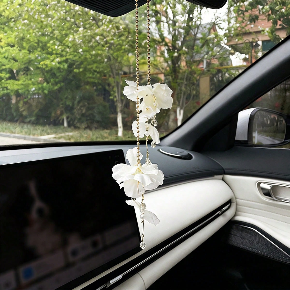 Car Hanging Ornament, Creative Car Rearview Mirror Pendant Decoration, Car Interior Flower Tassel Hanging Accessory