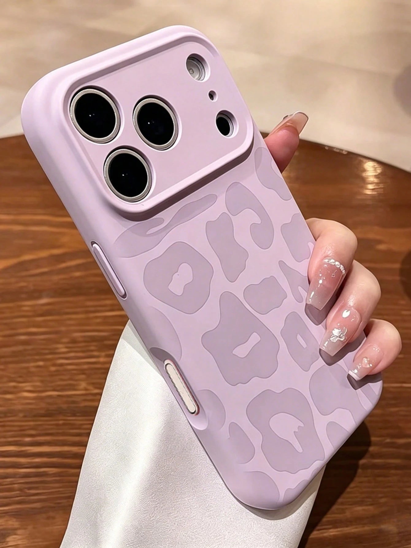 Cheetah,Leopard Print Fashionable Purple Leopard Print Phone Case Compatible With IPhone 17 Pro Max/17 Pro/17/16 Pro Max/16/16 Pro/15/15 Pro Max/15 Pro/11/12/13/14 Pro Max/12 Pro/12 Pro Max/13 Pro/13