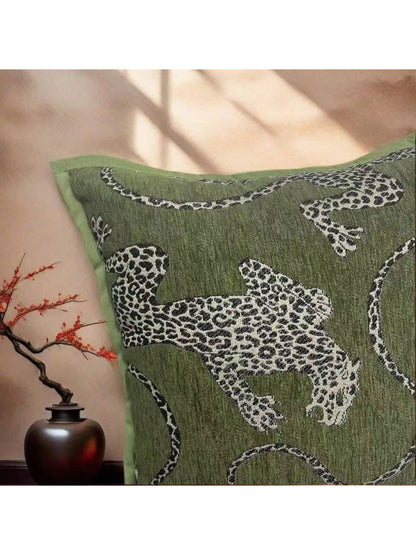 Chenille Jacquard Fabric Leopard Pattern Pillow Cover For Sofa Living Room, Vintage American Pastoral Style Throw Pillow Cushion For Bay Window Home Decor