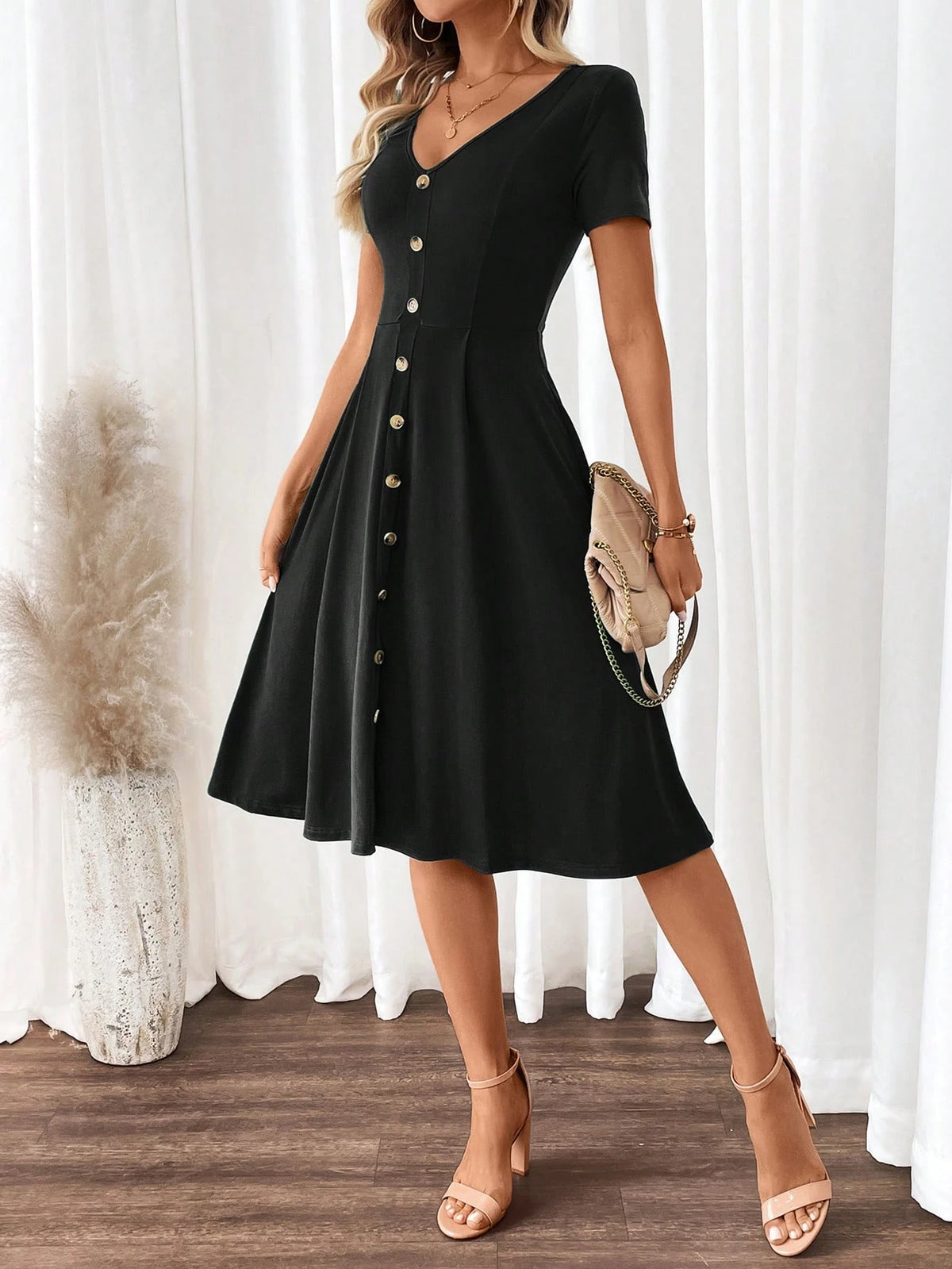 Clasi Women's Elegant V-Neck Short Sleeve Green A-Line Dress
