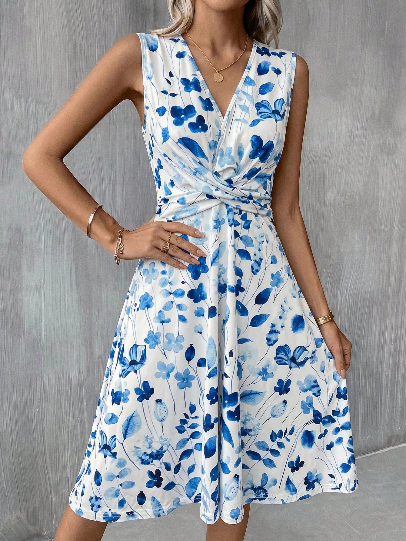 Clasi Women's New Elegant V-Neck Cinched Cinched Waist Twist Knit A-Line Midi Dress, Summer Vacation Dress Vacation White Floral