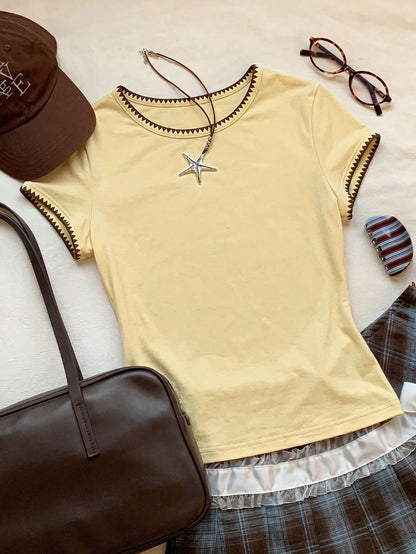 Comfortcana 2026 New Fashion Women's Contrast Trim Round Neck Short Sleeve Casual Versatile T-Shirt, Summer Top, Spring Outdoor Casual Wear, Y2K Yellow Casual Top
