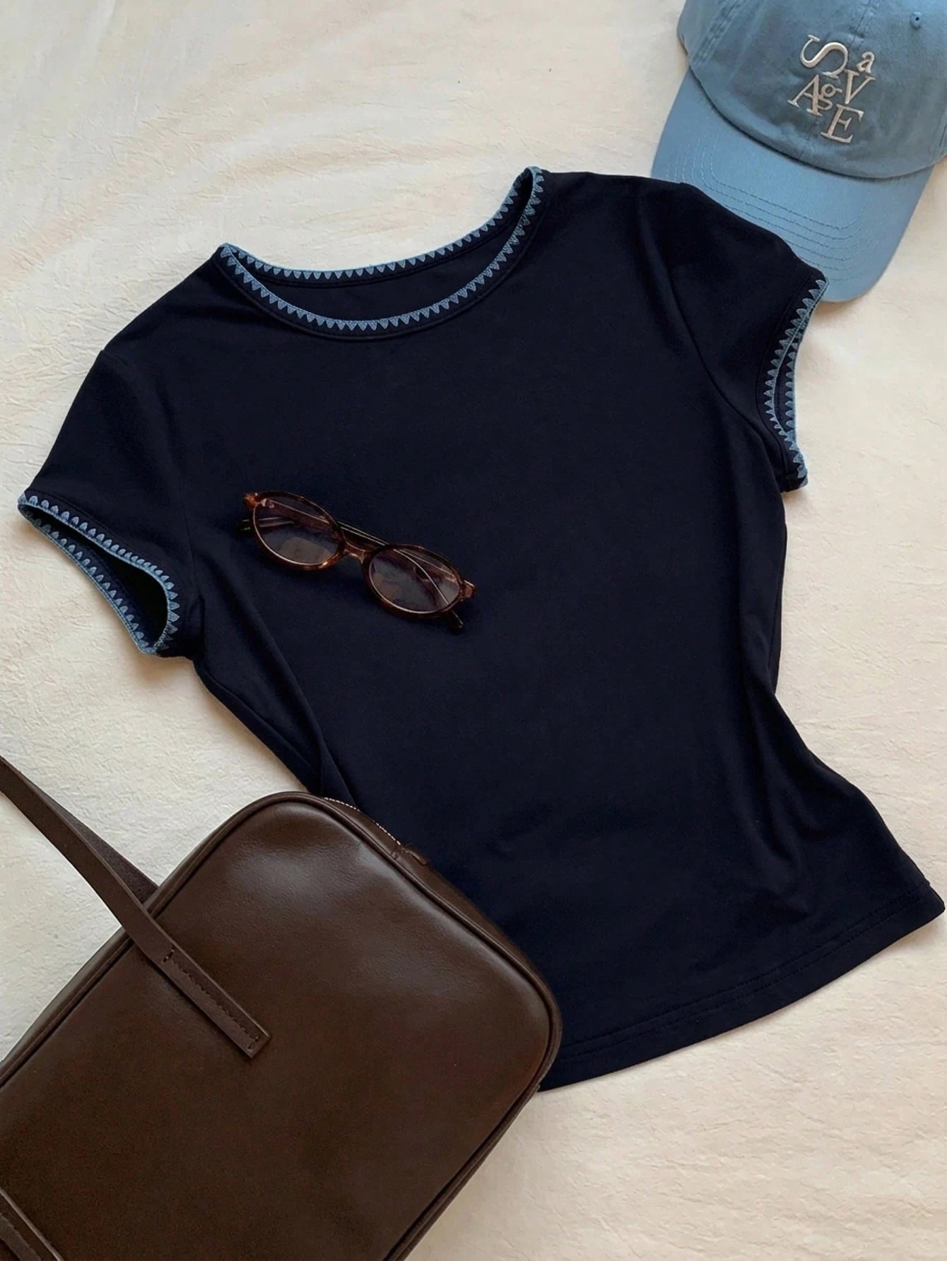 Comfortcana 2026 New Fashion Women's Contrast Trim Round Neck Short Sleeve Casual Versatile T-Shirt, Summer Top, Spring Outdoor Wear, Y2K Navy Blue Shirt