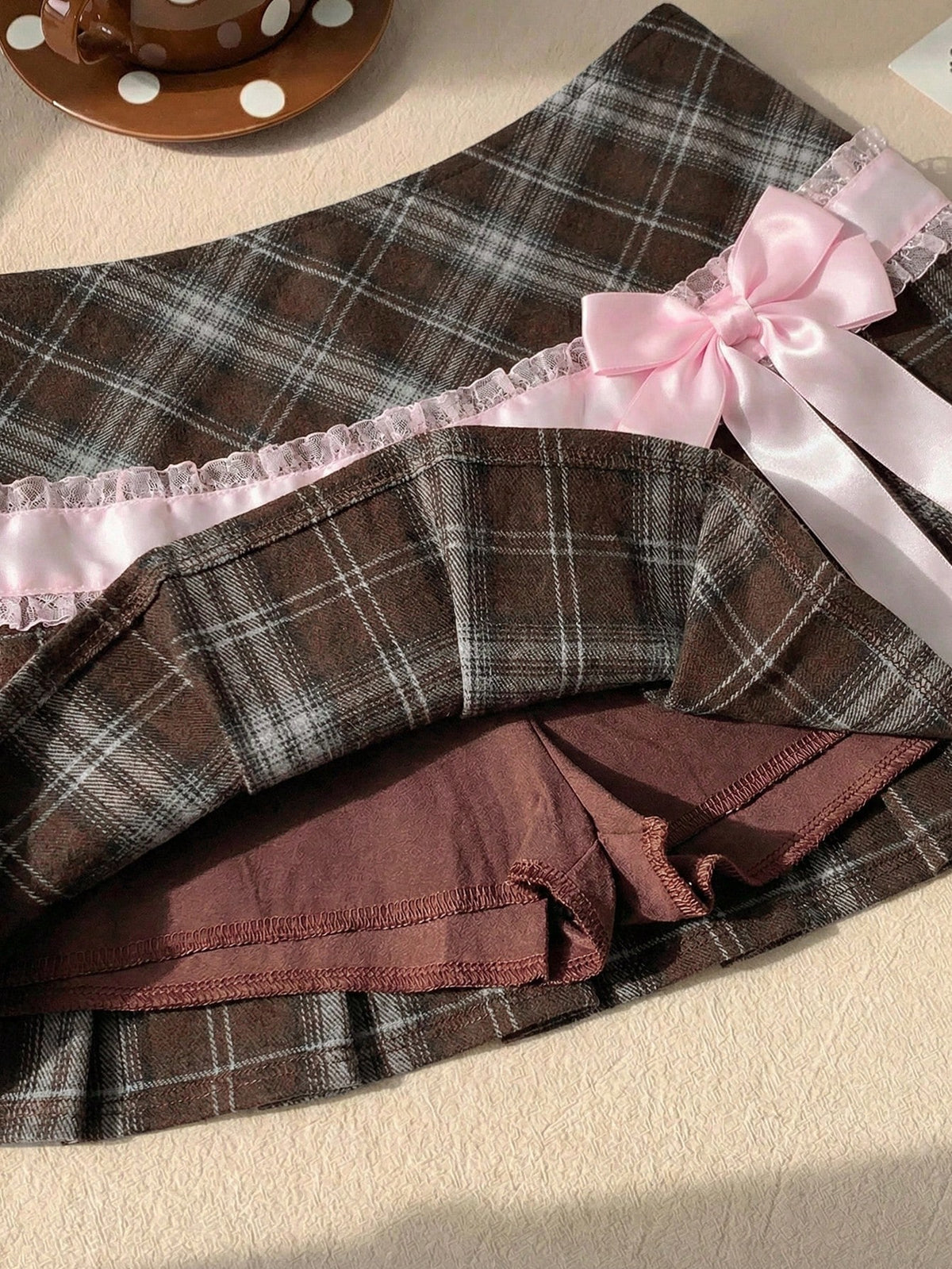 Comfortcana Women's Brown Plaid Pleated Skirt With Lace Bow Decor,Winter Casual School Style For Back-To-School,Christmas,New Year Party,Graduation Ceremony