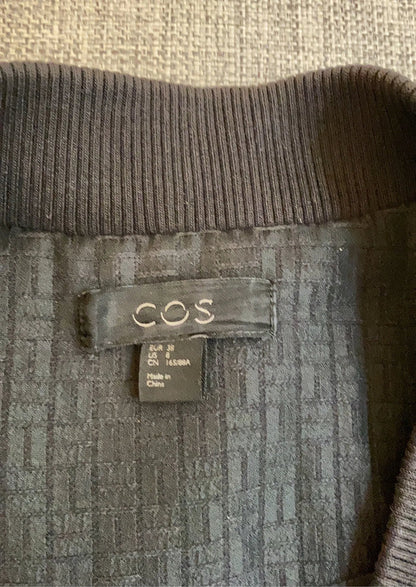 Cos-jacka