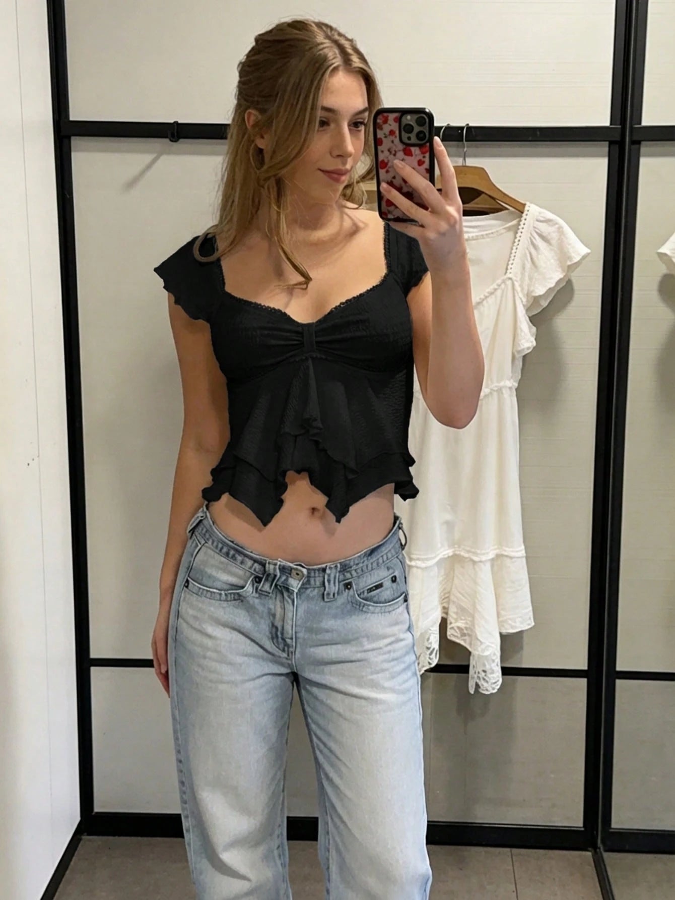 CovetEZ Sweetheart Neck Ruffle Hem T-Shirt,Summer Top