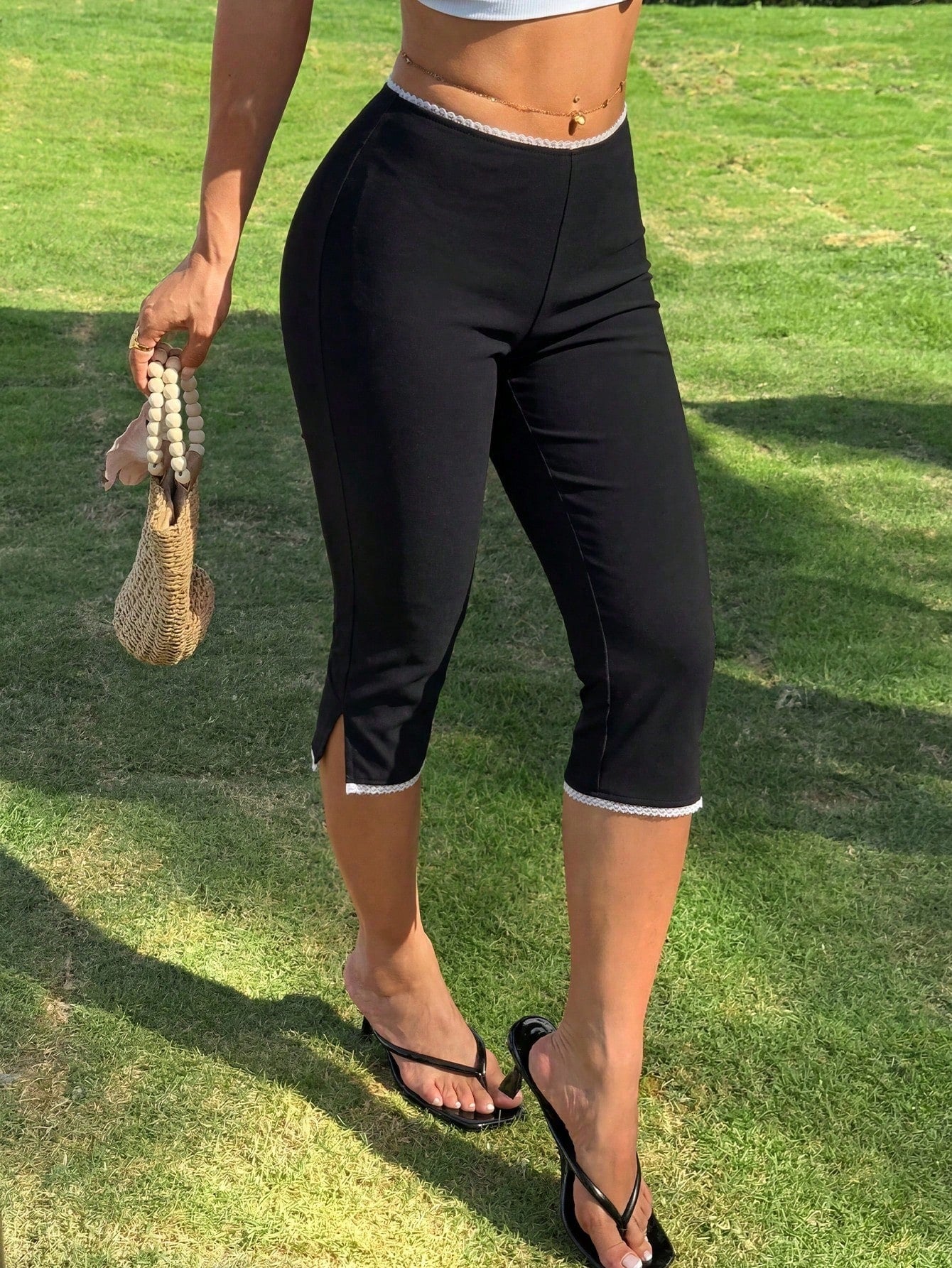 CovetEZ Women's 2 Pieces Set Black And White 95% Cotton Knit Elastic Capri Leggings, Casual Summer Workout Sporty For Beach Boho Music Festivals