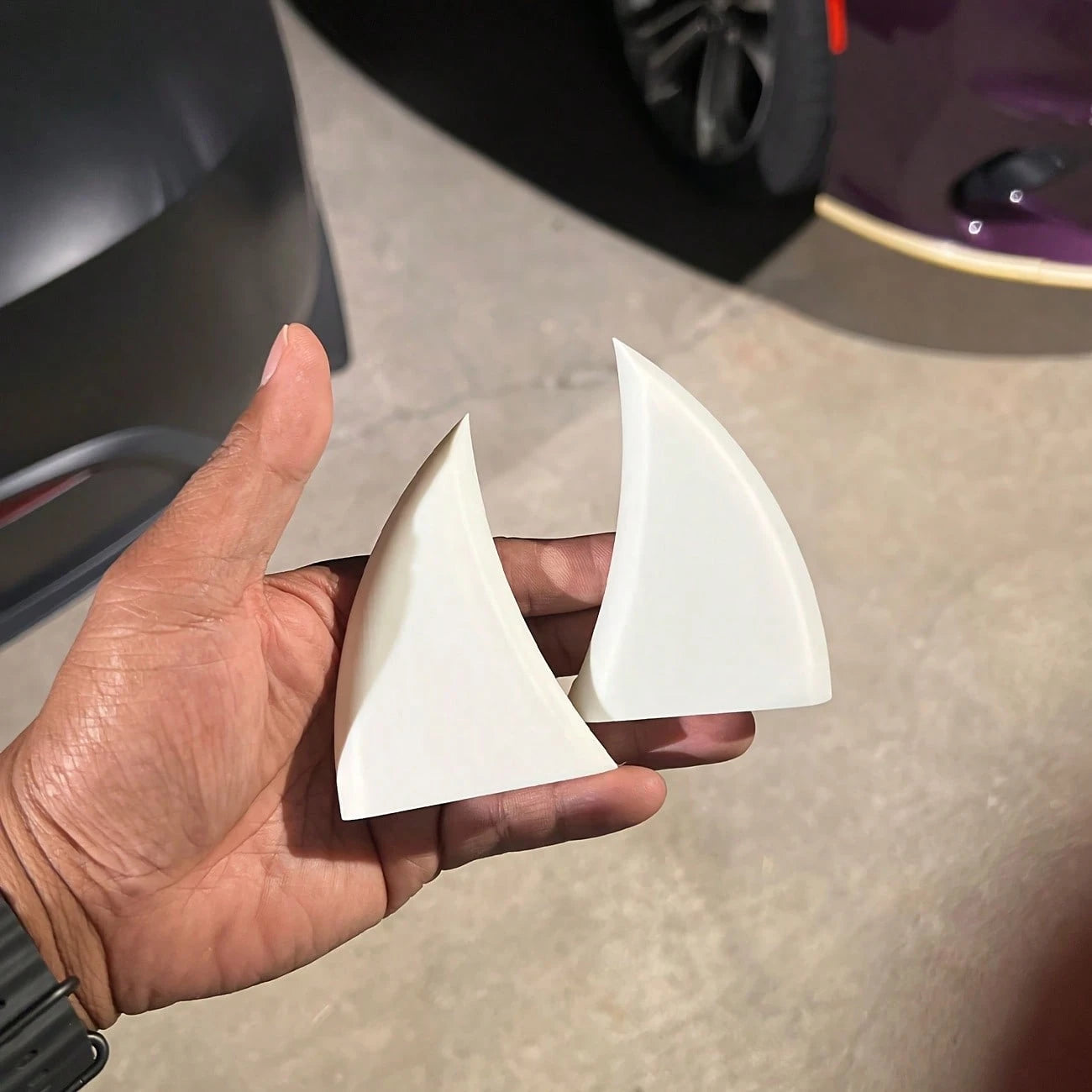 Creative Car Teeth Accessory, Halloween Theme Fang Design, Easy Installation, Transform Your Car's Appearance