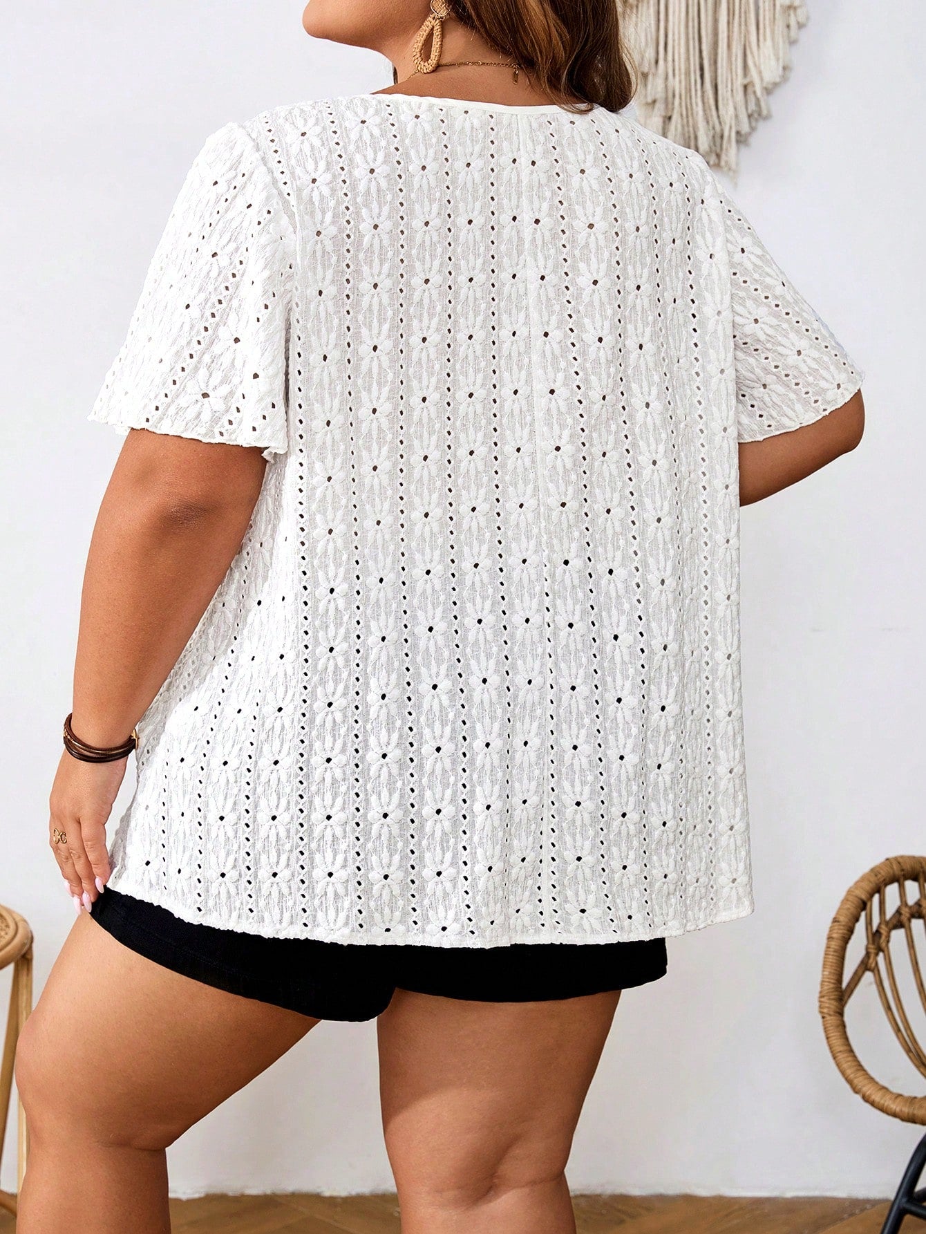 CURVE+ Plus Size White Square Neckline Embroidered Fashionable Top For Woman,Boho Summer Vacation Holiday Bachelorette Party Beach Graduation Tea Party