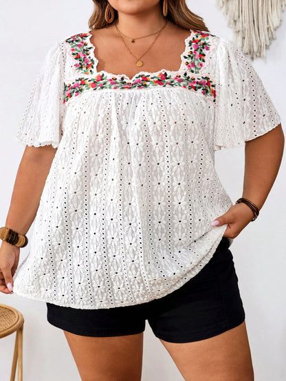 CURVE+ Plus Size White Square Neckline Embroidered Fashionable Top For Woman,Boho Summer Vacation Holiday Bachelorette Party Beach Graduation Tea Party