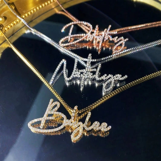 Custom Name Necklace For Women,Personalized Name Plates Necklace, Sparkling Iced-Out Jewelry, Luxurious Bling Jewelry Gifts, Suitable For Christmas