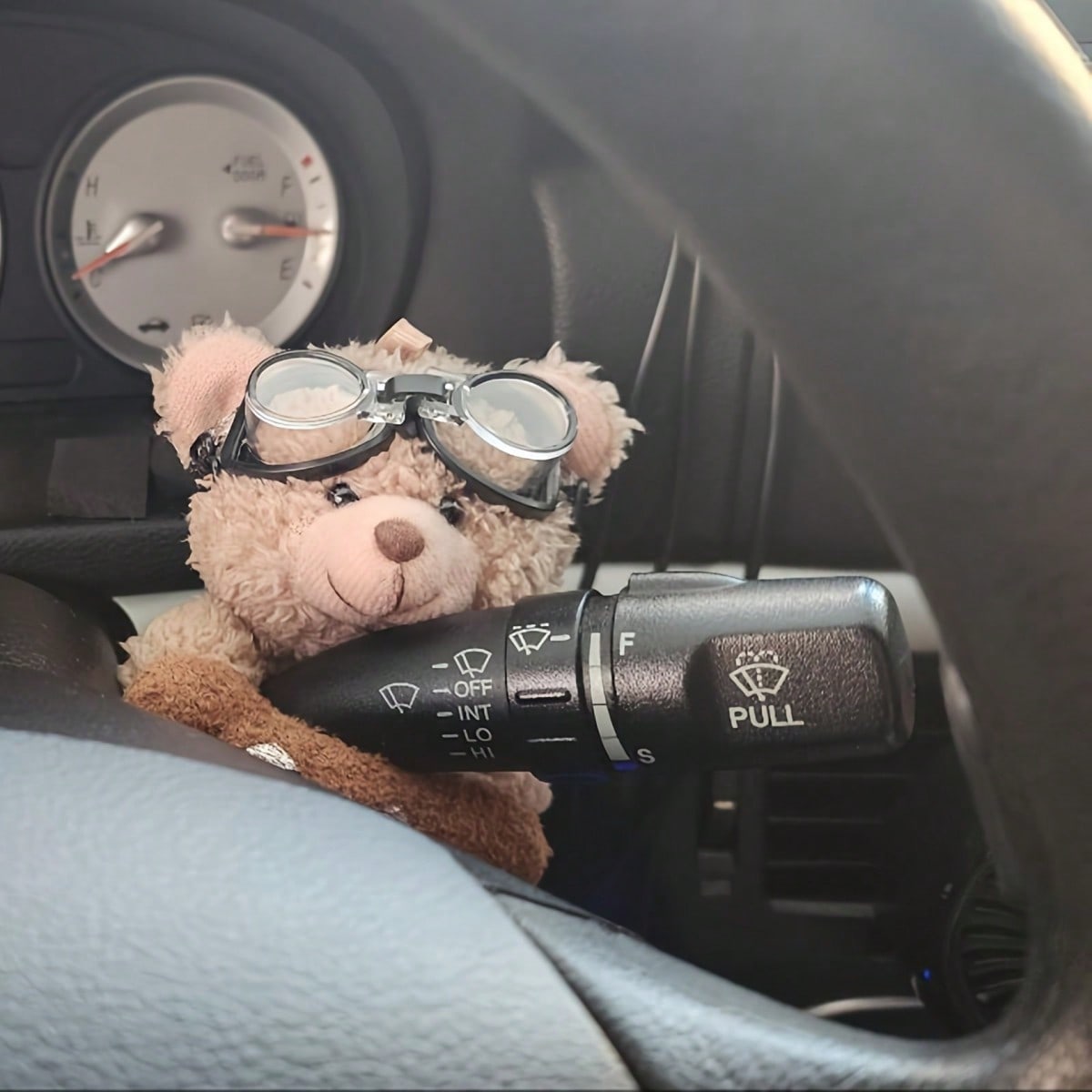 Cute Bear Car Gear Shift Knob Decor- Dashboard Ornament, Creative Warm Auto Interior Accessories As Gift Idea, Car, Car Accessories, Auto, Car Essential, Car Interior Accessories, Car Decor