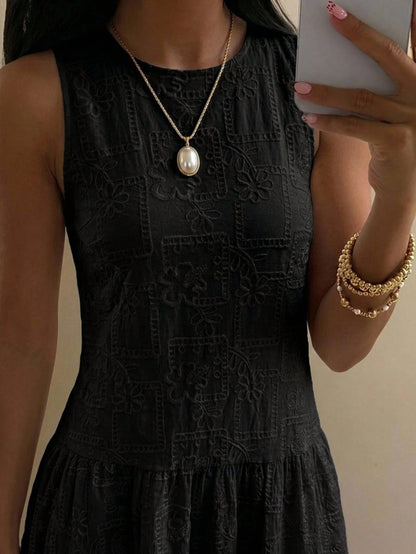 DAZY Round Neck Sleeveless Loose Black Embroidered Lace Fabric Patchwork Ruffle Hem Long Dress For Women