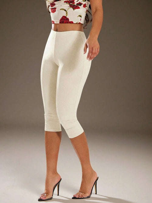 Denimoi Capri High Stretch Form Fitting Leggings Fashionable Capri Pants Everyday Wear