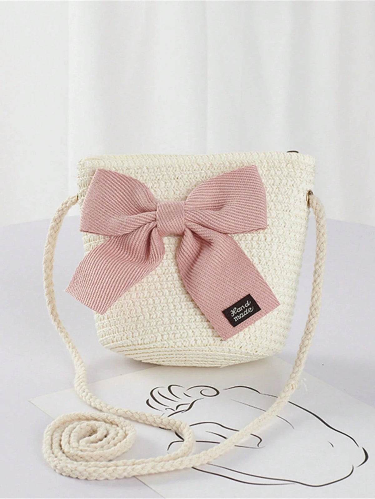 Elegant Beige Straw Crossbody Bag With Large Bow- Woven Texture, Zipper Closure, Suitable For Beach Vacation, Wedding, And Summer Outing, Beach Bag