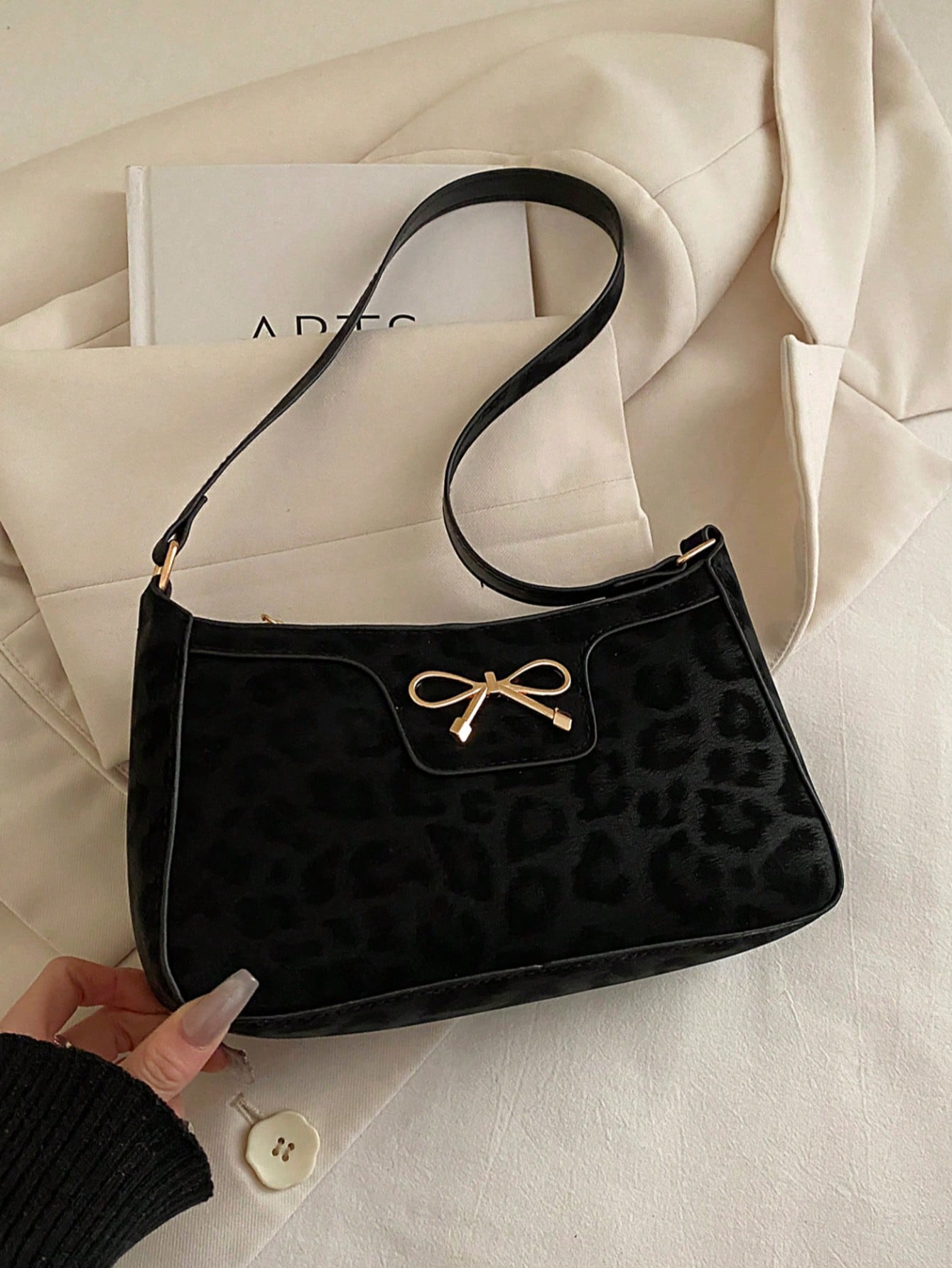 Elegant Crescent-Shaped Women's Underarm Bag, Fashionable Casual Solid Color Underarm Bag