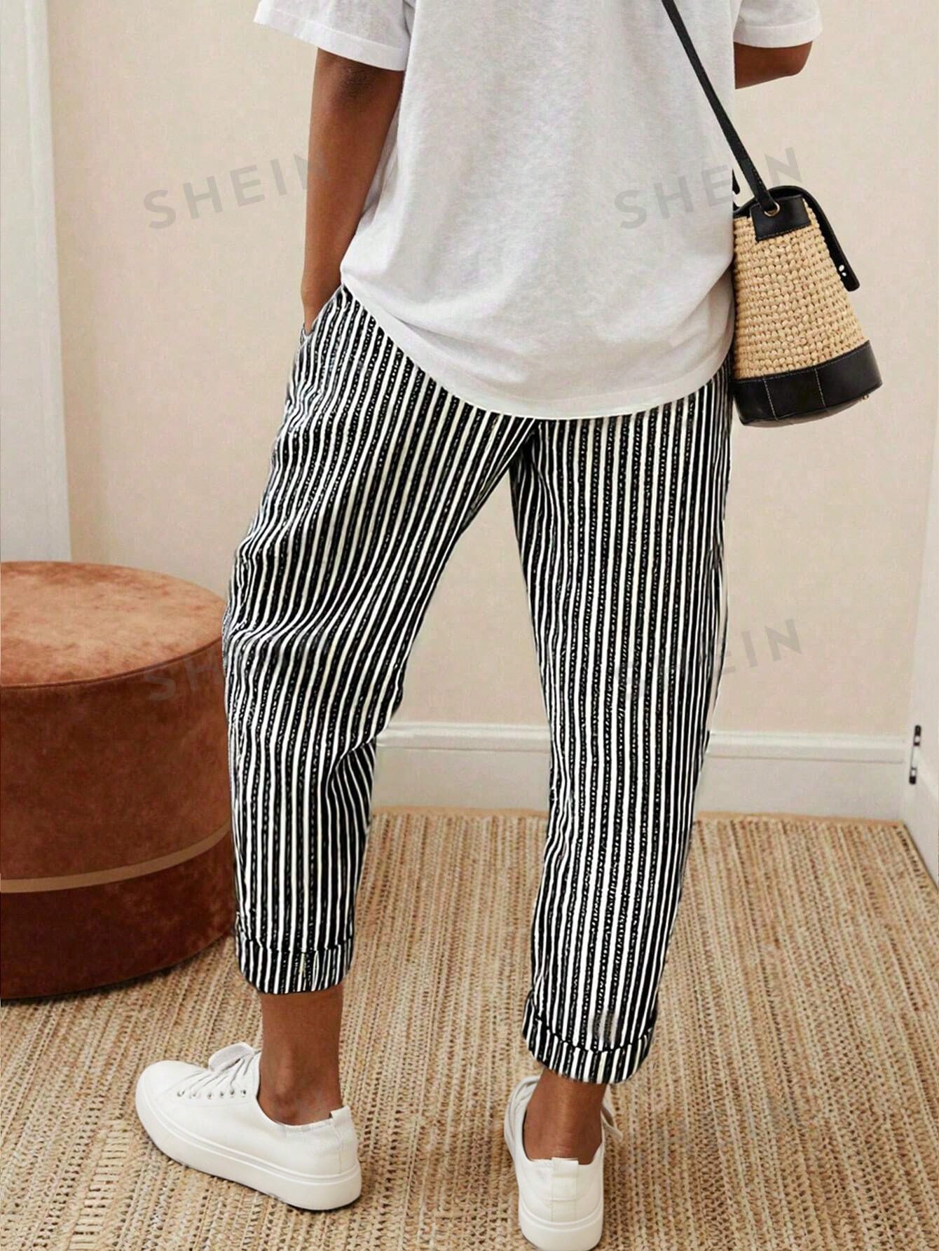 EMERY ROSE Retro Casual Black & White Vertical Striped Harem Pants