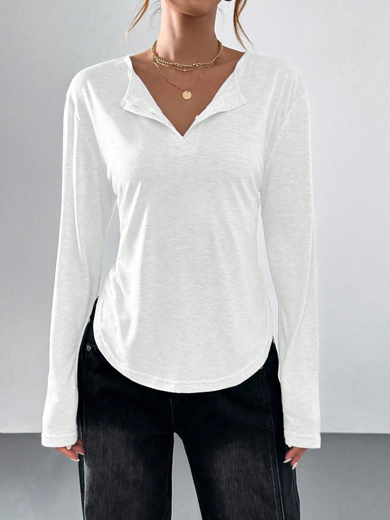 Essnce Loose Fit Curved Hem Long Sleeve T-Shirt, Casual & Relaxed Style For Women