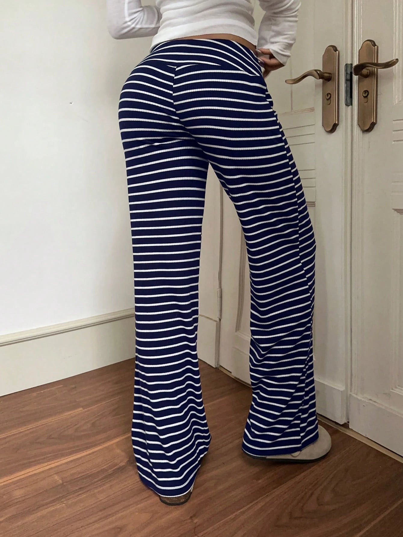 EZwear Low Waist Striped Velvet Drawstring Waist Yoga & Lounge Wide Leg Pants, Autumn/Winter Suitable For Going Out