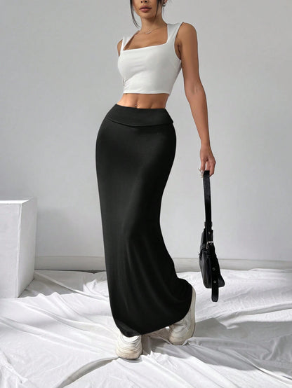 EZwear Women Black Knit Slim Fit Pencil Skirt