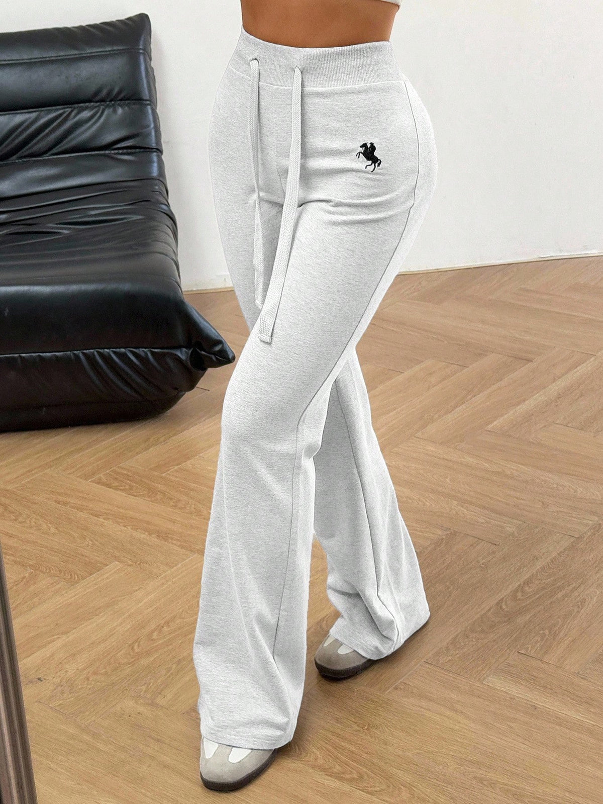 EZwear Women's Casual Versatile Embroidered Drawstring Waist Flare Sweatpants,Fall Flared Sweatpants Comfy Pants Women Sweatpants