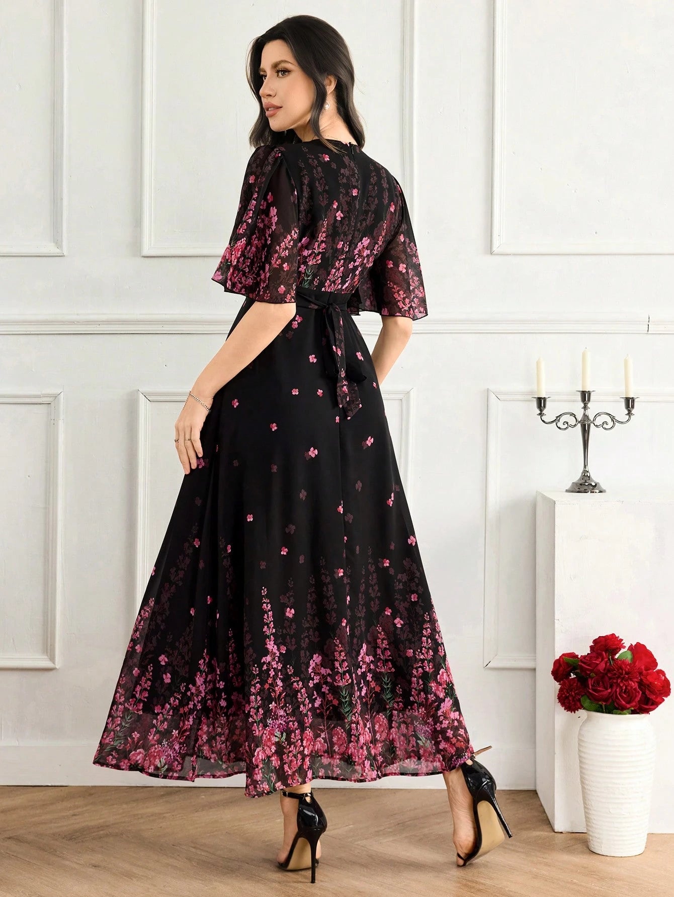 Feyla Women's Floral Print Ruffle Hem Dress With Short Sleeves, Elegant Romantic Wedding Vacation Black Floral Summer