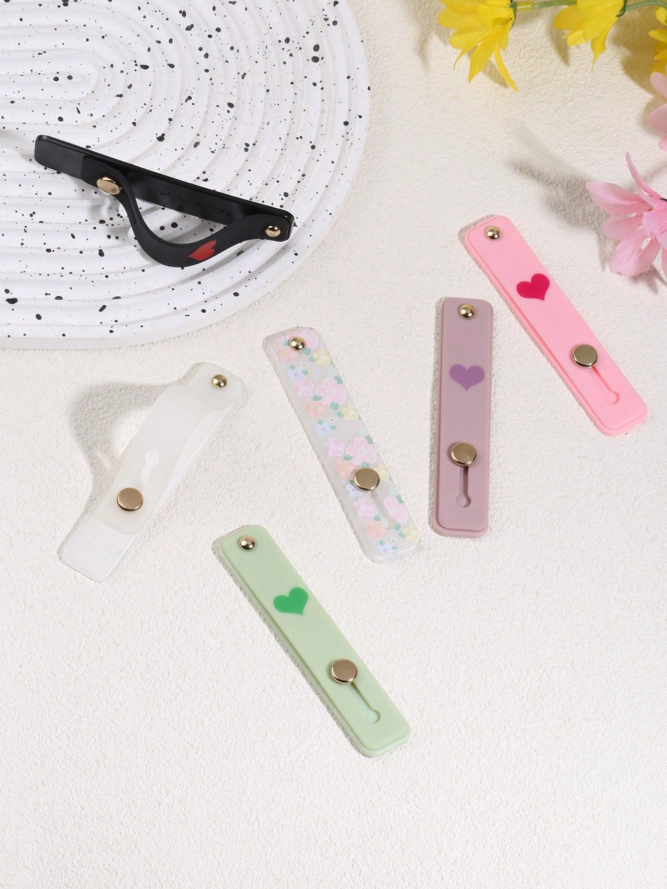 Finger Grip Phone Holder, Retractable Universal Solid Color Heart-Shaped Phone Stand Suitable For All Smartphones Compatible With IPhone, Android Phone, Gift For Birthday, Family, Friends Gifts Birthd