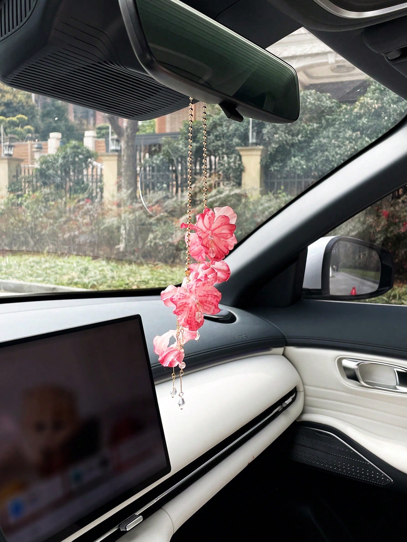 Flower Tassel Pendant Car Hanging Ornament, Creative Car Rearview Mirror Decor Accessory