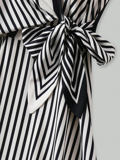 Franclia Elegant Commuter Striped Halter Neck Dress/ Cinched Waist V-Neck Slimming Long Striped Dress