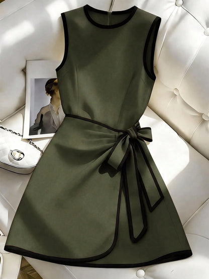Franclia Women's French Style Vacation Casual Elegant Round Neck Sleeveless Black & Apricot Trim Wrap Dress