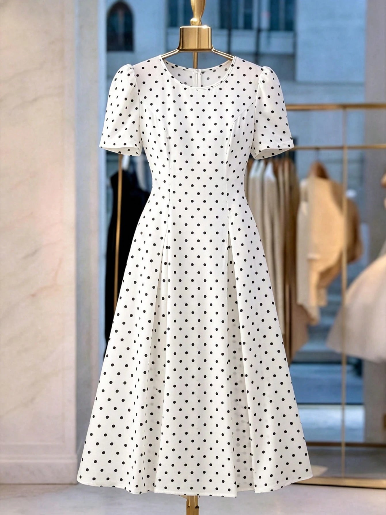 Franclia Women's Woven Black And White Polka Dot Round Neck Short Sleeve A-Line Elegant Vintage Elegant Long Summer Dress Date