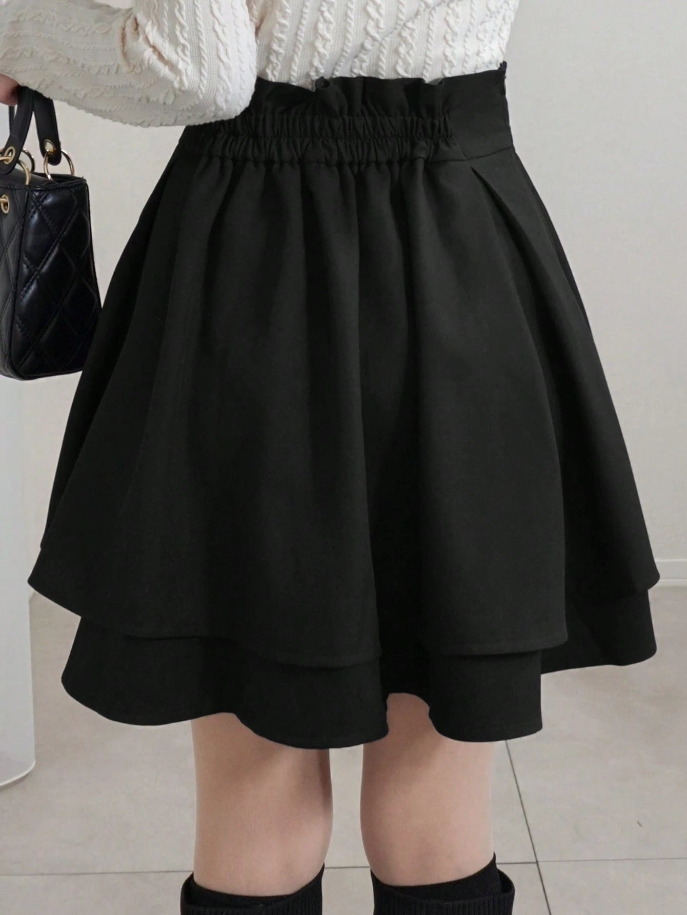 FRIFUL Women's Black Solid Color High Waist Pleated Short Casual Versatile Slimming Skirt Autumn/Winter School