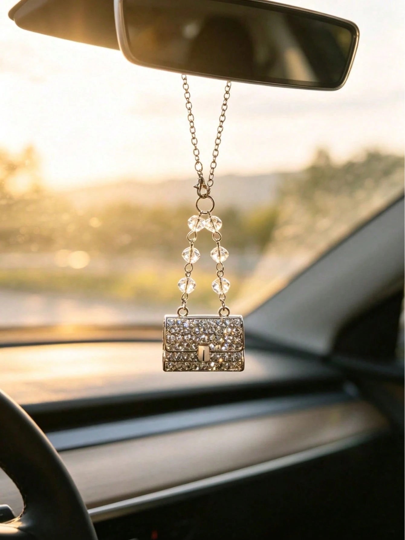 Full Rhinestone Mini Small Bag Car Rearview Mirror Pendant, Transparent Crystal Chain Luxury Sparkling Rhinestone Women's Car Interior Decoration Charm