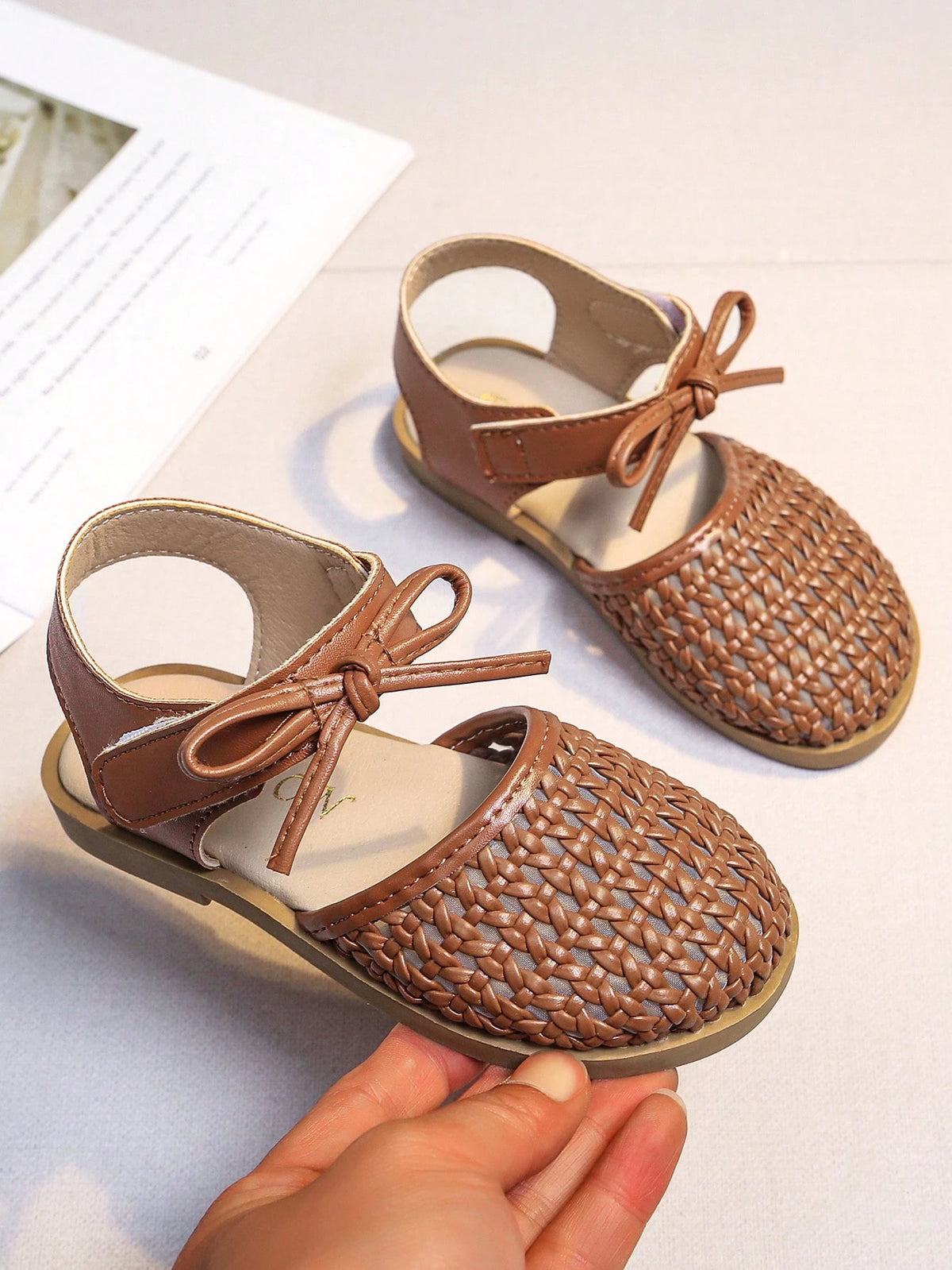 Girls' Woven Sandals, New Summer Princess Style, Bowknot Hollow Breathable, Soft Non-Slip Sole, Children Sandals For Kindergarten Girls