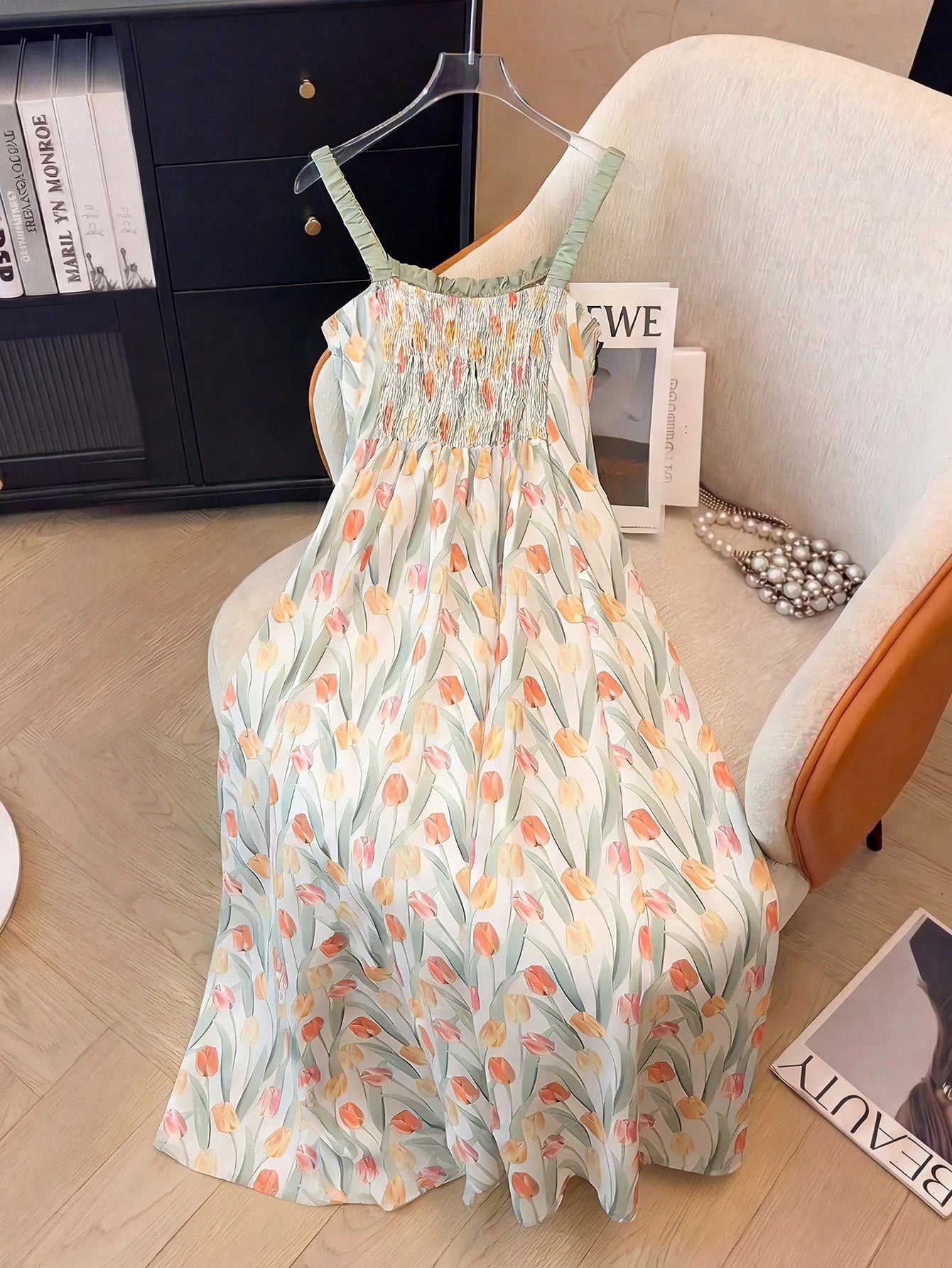 GlowEve Tulip Print Dress, Artistic Floral Sleeveless Summer Vacation Dress