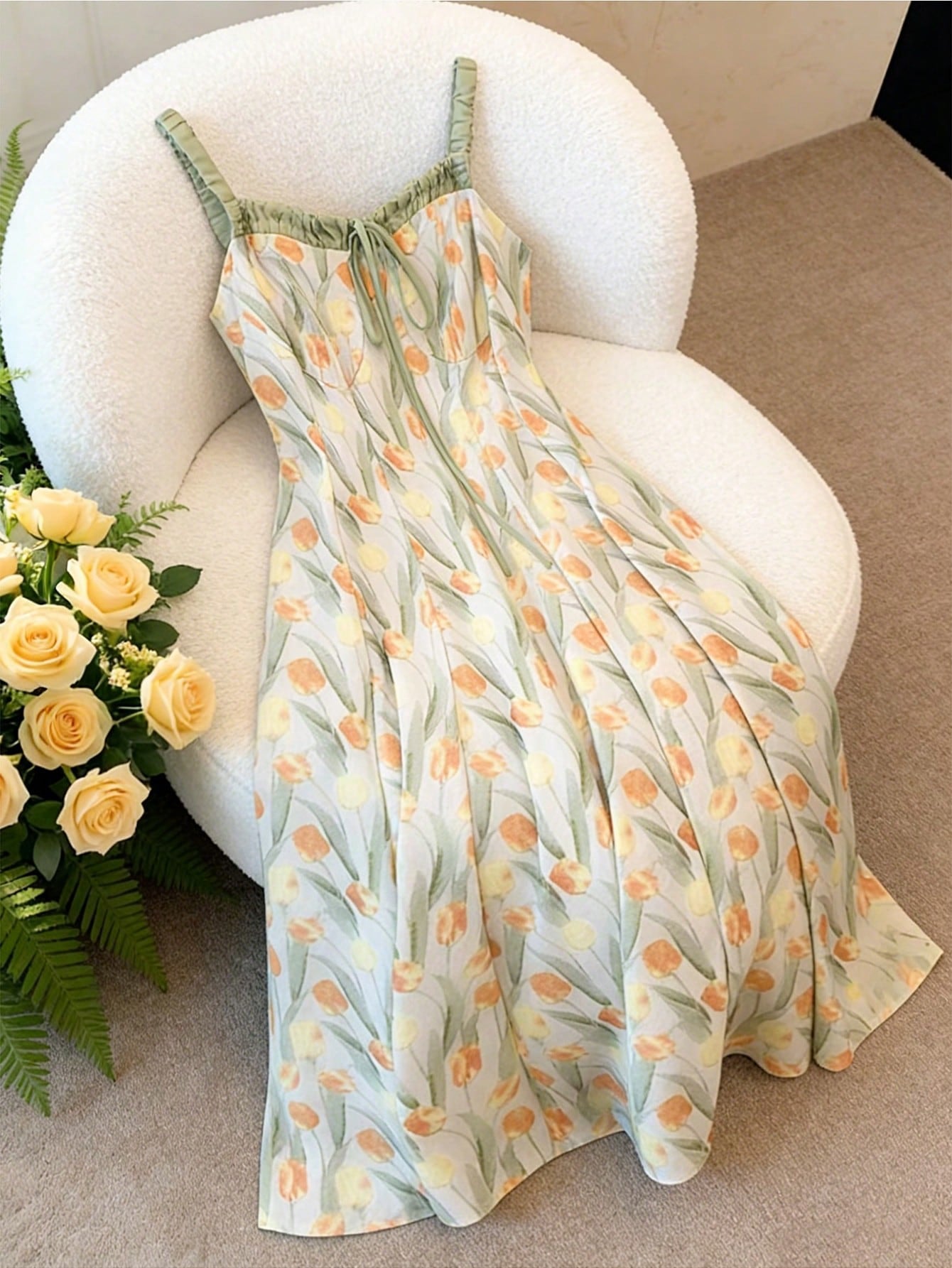GlowEve Tulip Print Dress, Artistic Floral Sleeveless Summer Vacation Dress