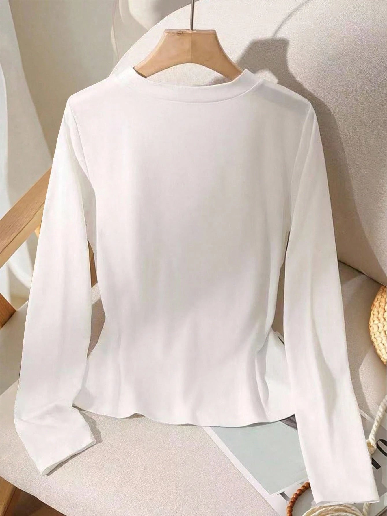 GlowEve Women's Round Neck Long Sleeve Front Button Ribbed Casual Versatile T-Shirt