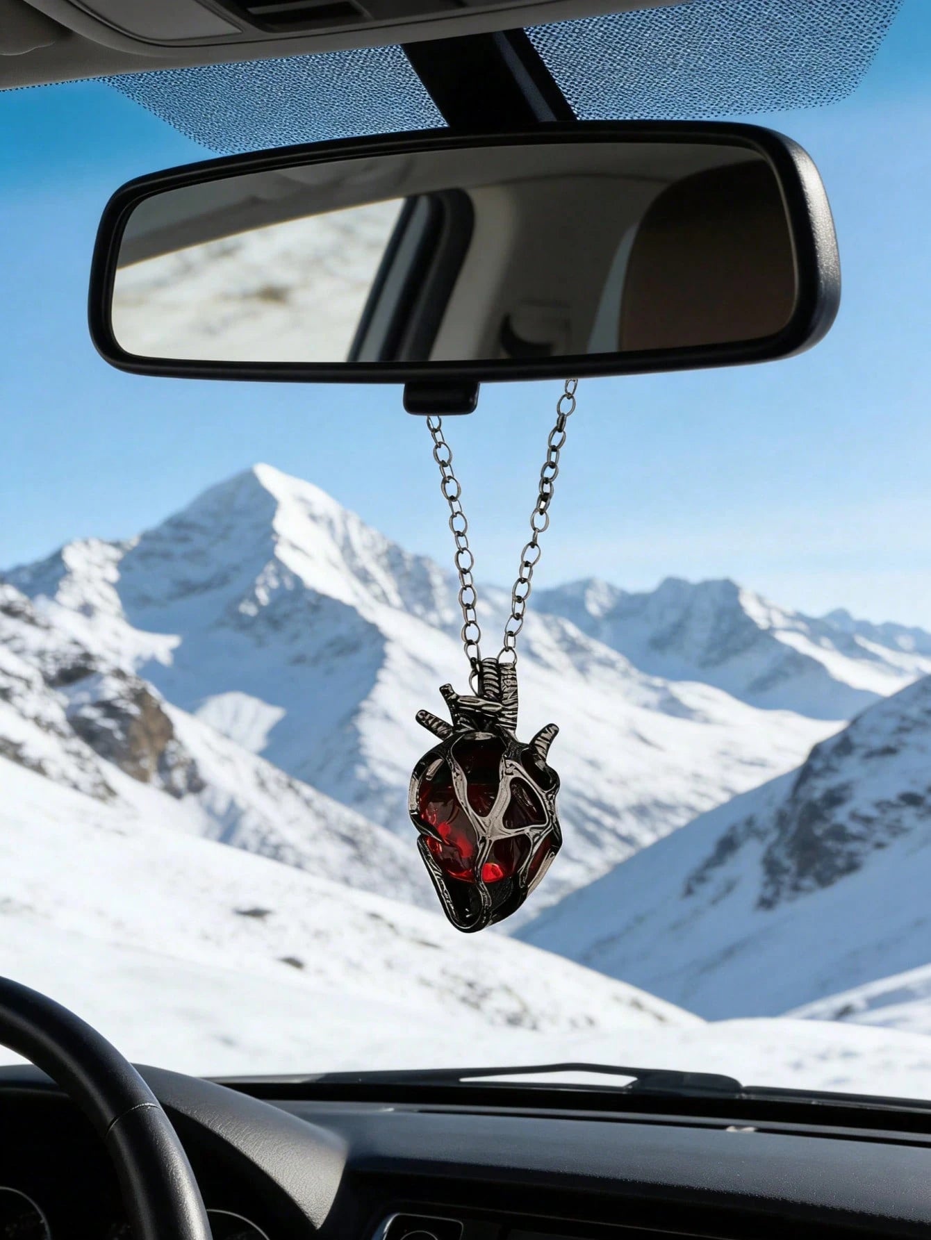 Gothic Style Heart-Shaped Car Pendant With Red & Blue Glass Core- Couple Necklace Charm, Romantic Valentine's Day Gift, Can Be Used As Rearview Mirror Decor And Fashion Accessory