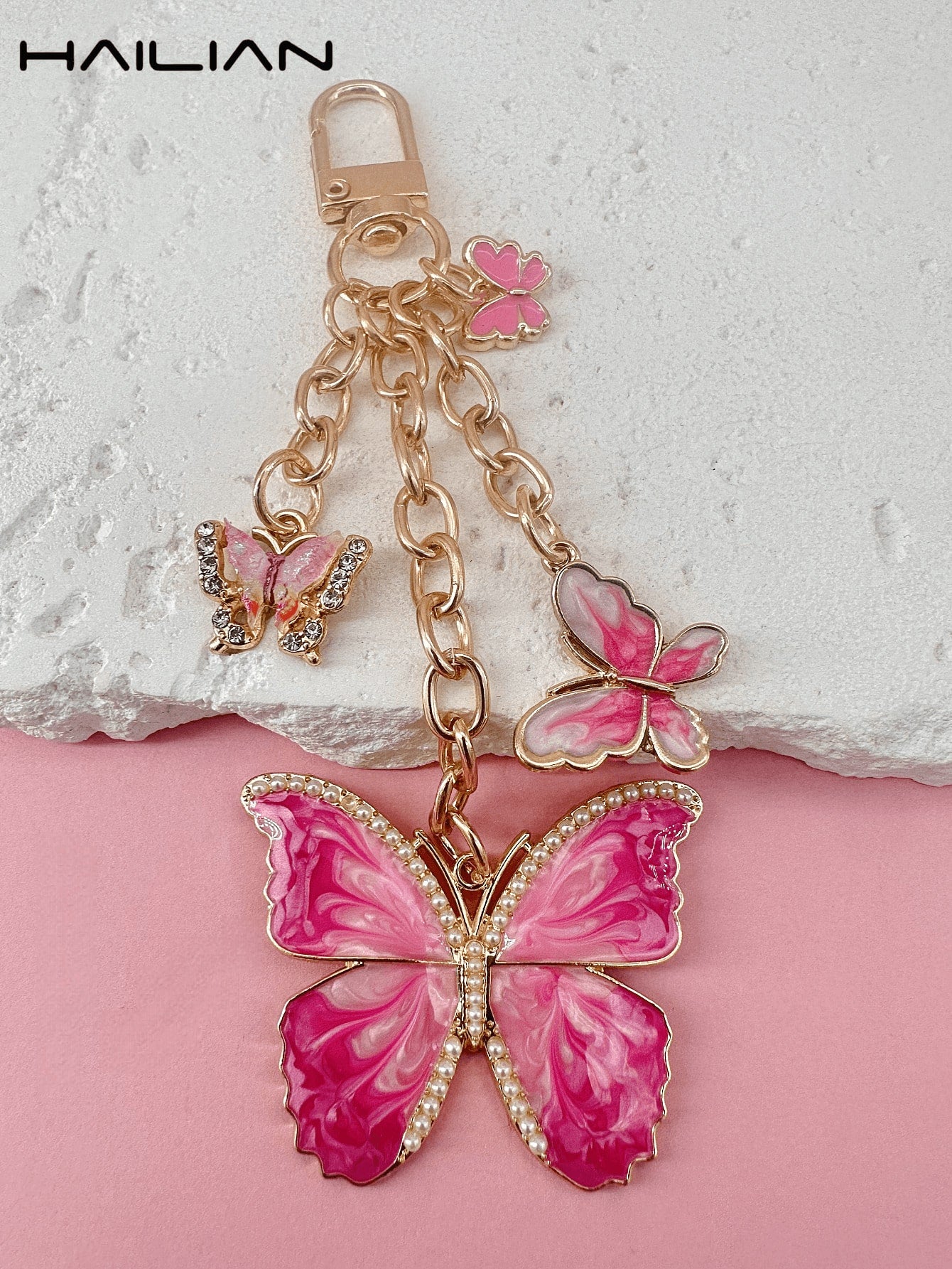 HAILIAN This Metal Chain Pendant Is Made Of Alloy Material, With A Butterfly Design. There Are Various Styles Available, Including Gradient Butterfly, Pearl Butterfly, And Rhinestone Butterfly. It Can