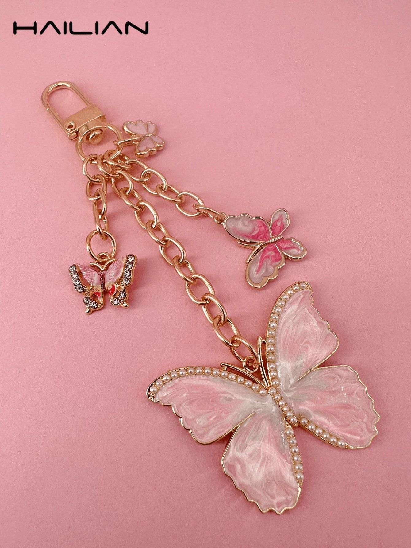 HAILIAN This Metal Chain Pendant Is Made Of Alloy Material, With A Butterfly Design. There Are Various Styles Available, Including Gradient Butterfly, Pearl Butterfly, And Rhinestone Butterfly. It Can