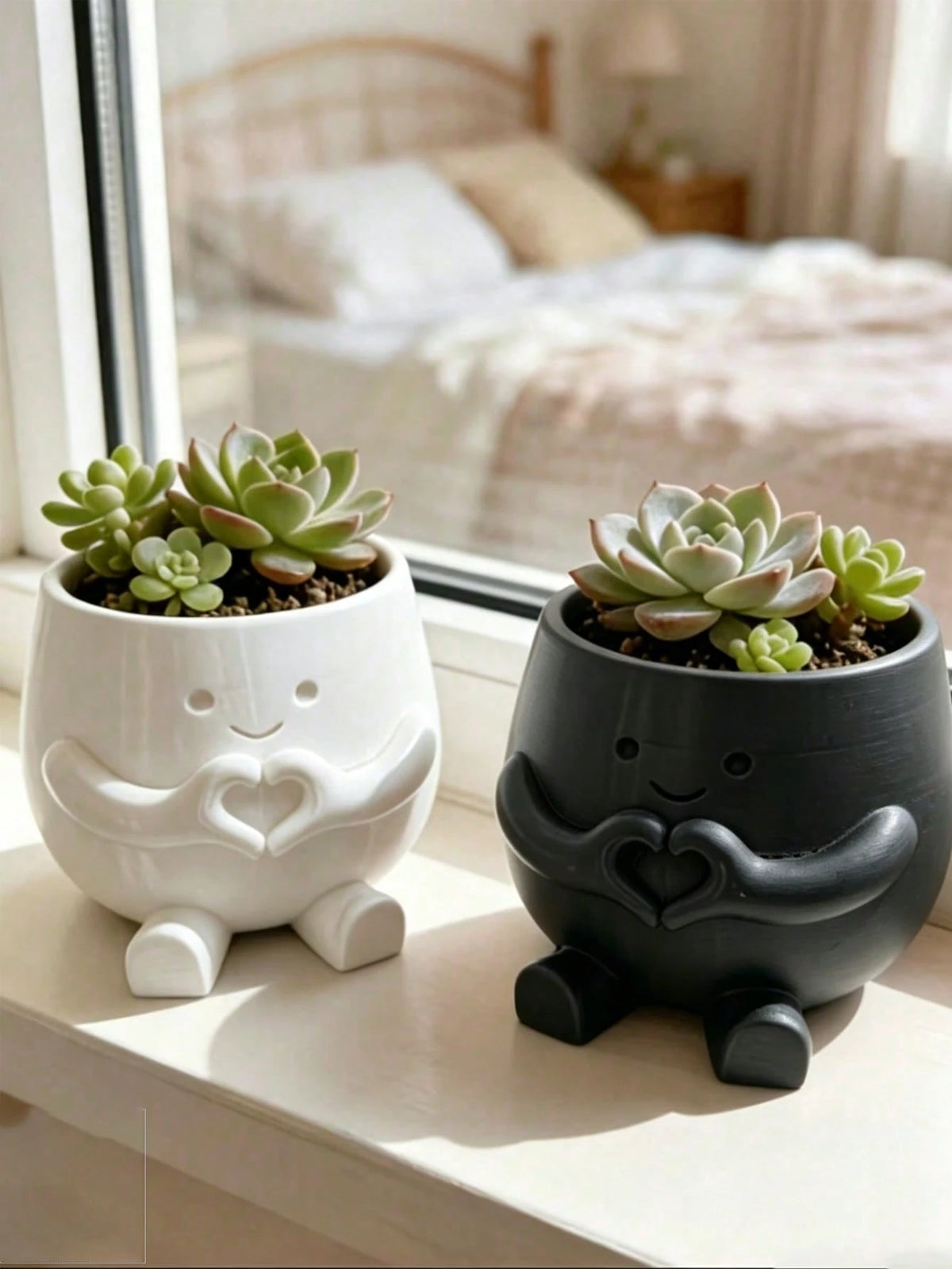 Heart-Shaped Flower Pot, Cute Succulent Plant Pot Container, High Aesthetic Value Small Flower Pot, Office Indoor/Outdoor Desktop Home Decor, Halloween Decoration, Back To School, Dorm Decor, School