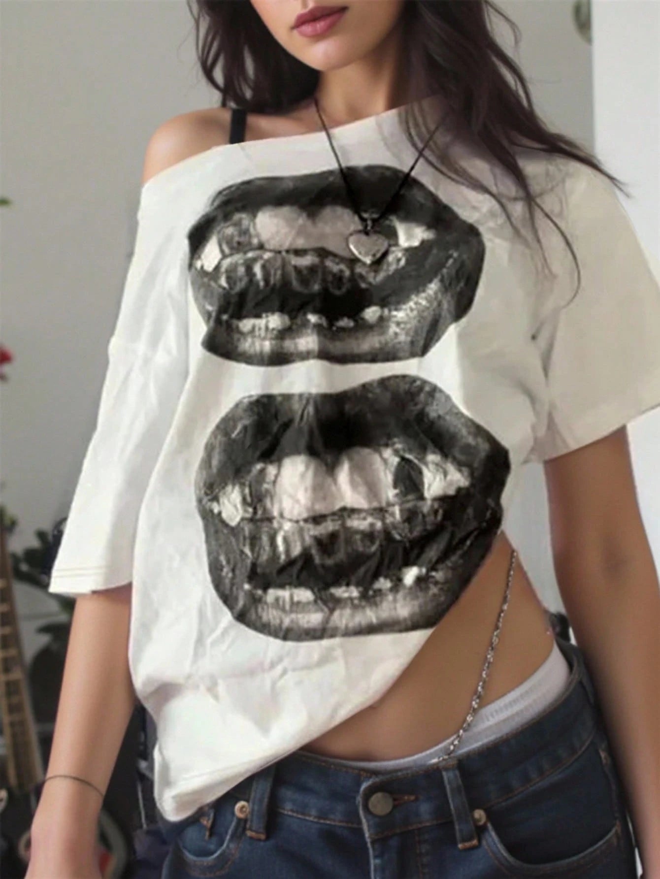 INAWLY Women Asymmetric Collar Lip Print Casual Loose Short Sleeve T-Shirt