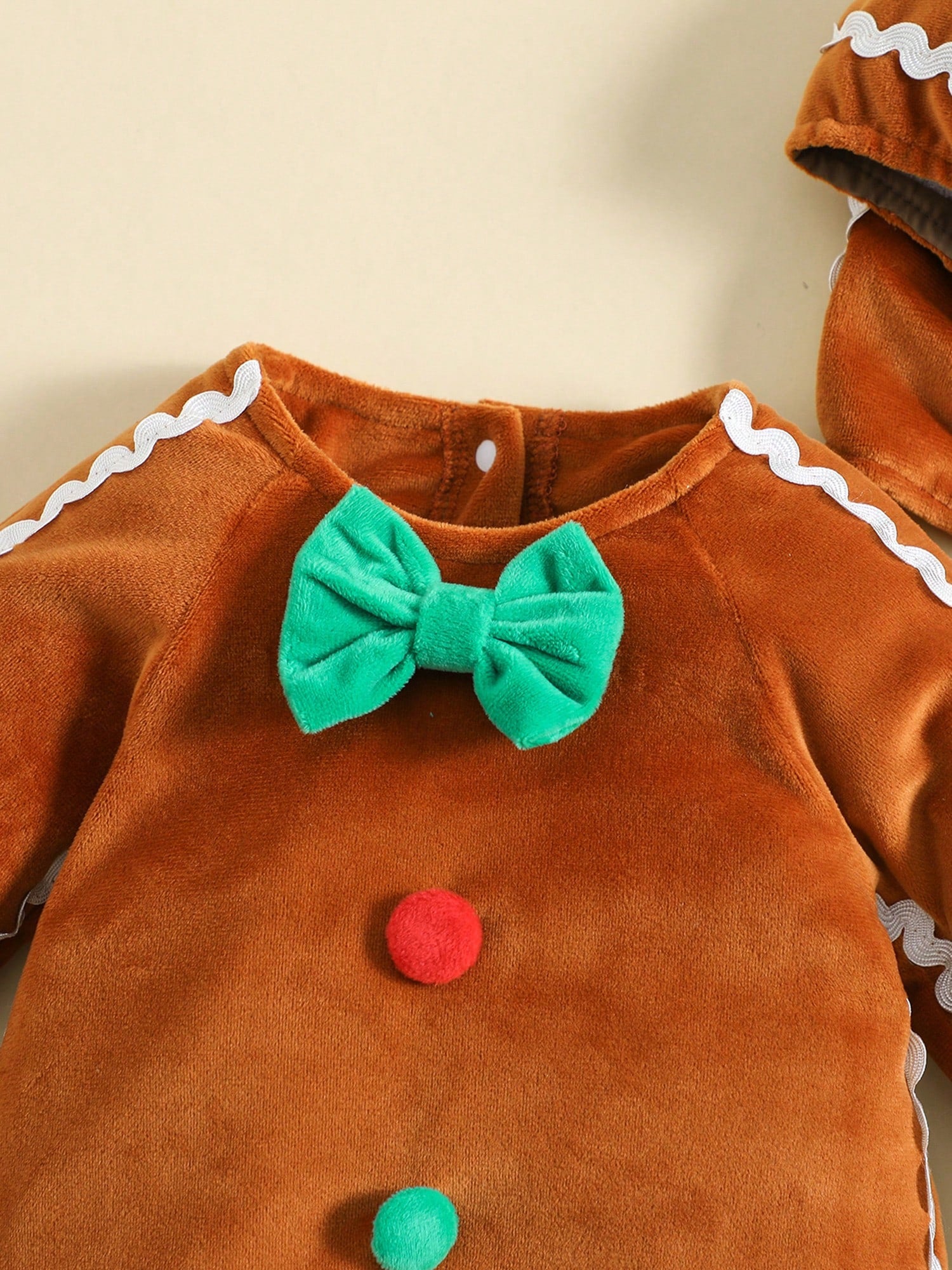 Infant Baby Girl Boy Fuzzy Jumpsuit Cute Gingerbread Man Bow Tie Hooded Romper Fall Winter My First Christmas Outfit